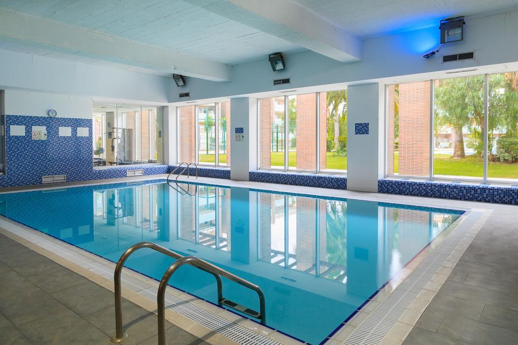 Uhc Spa Aqquaria Family Complex Salou Exteriör bild